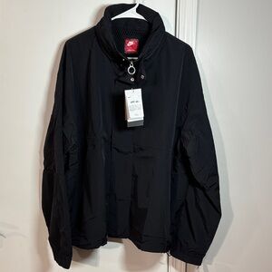 Nike Men's Black Windbreaker Jacket
